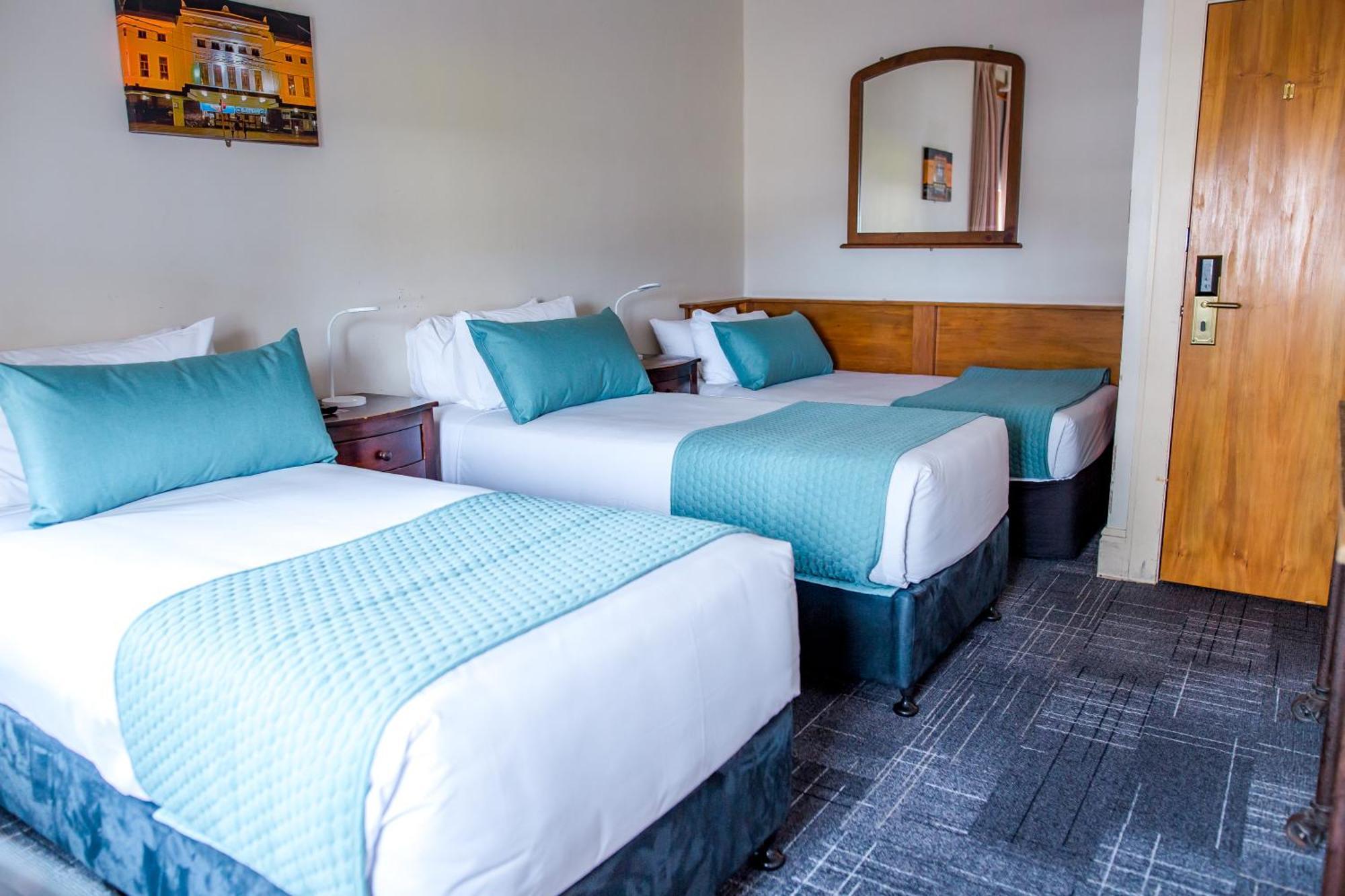 The Cambridge Hotel & Backpackers Wellington Bagian luar foto
